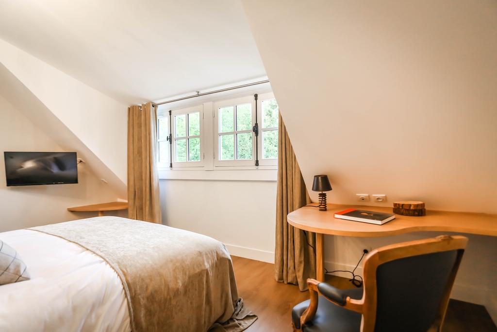 Bed and Breakfast Moulin De Vilgris Clairefontaine-en-Yvelines Habitación foto