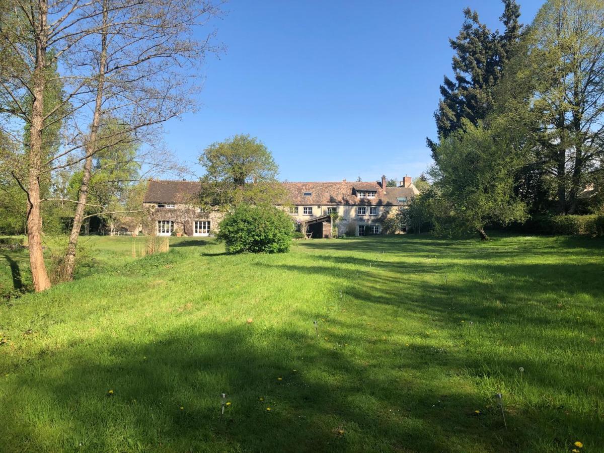 Bed and Breakfast Moulin De Vilgris Clairefontaine-en-Yvelines Exterior foto